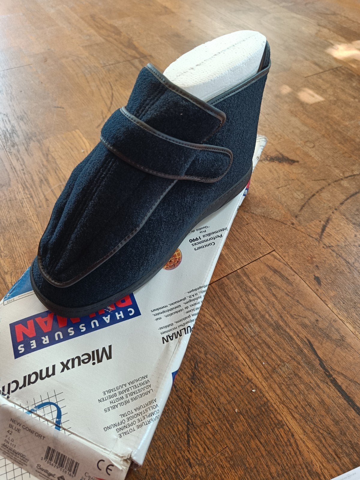 Nieuwe Pulman Confort Blauwe Pantoffel  Maat 42, Ophalen of Verzenden, Nieuw, Blauw, Pantoffels of Sloffen