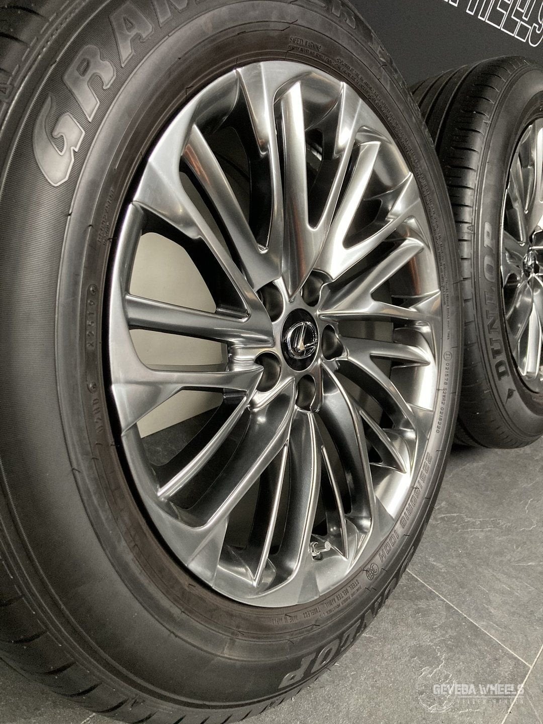 18” Lexus NX I (2017-2021) sport velgen + banden 5x114.3, 18 inch, Gebruikt, -, -