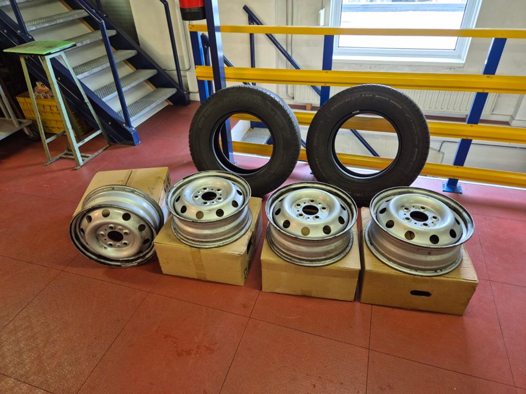 Set stalen velgen 16 inch Fiat Ducato Maxi met banden, Ophalen, Gebruikt