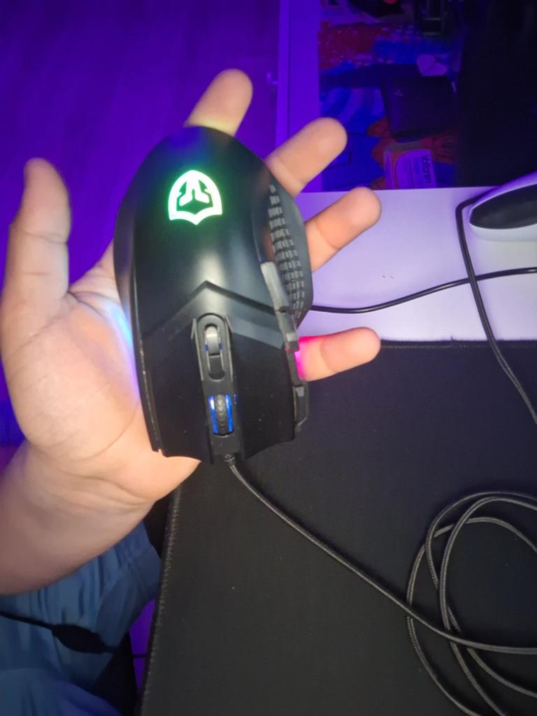 Gaming Muis met RGB Verlichting en Gevlochten Kabel, Ophalen of Verzenden, Gebruikt