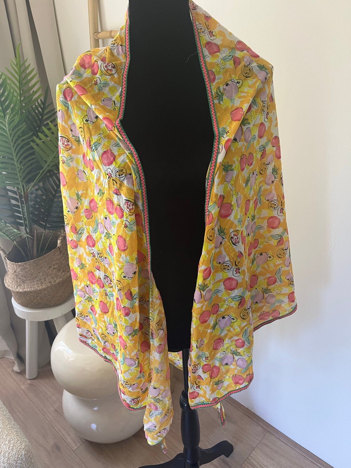 Nieuwe Pom Amsterdam sjaal met fruitprint, Kleding | Dames, Ophalen of Verzenden, Nieuw