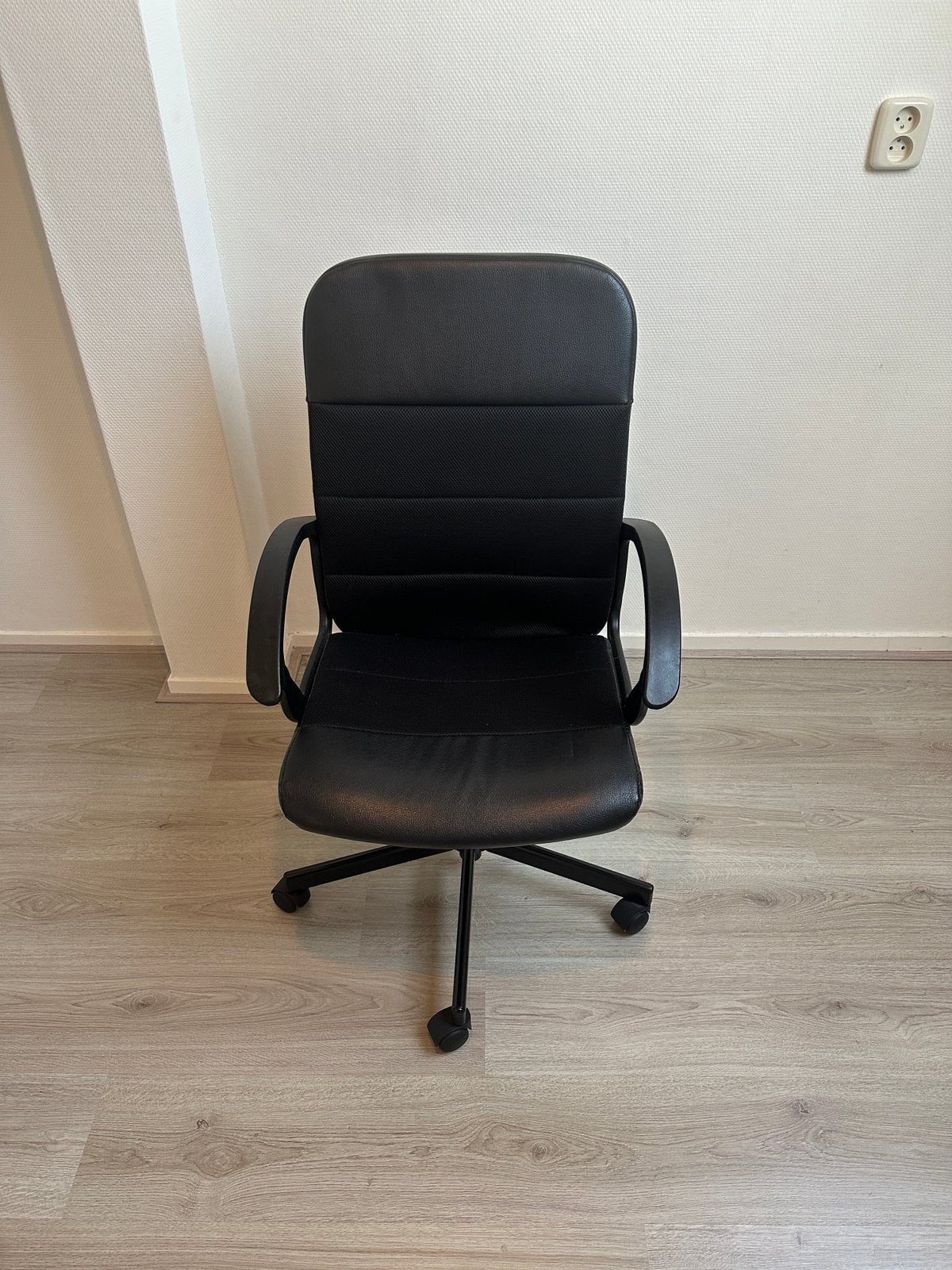 IKEA bureaustoel, Ophalen, Zo goed als nieuw, Zwart, Bureaustoel