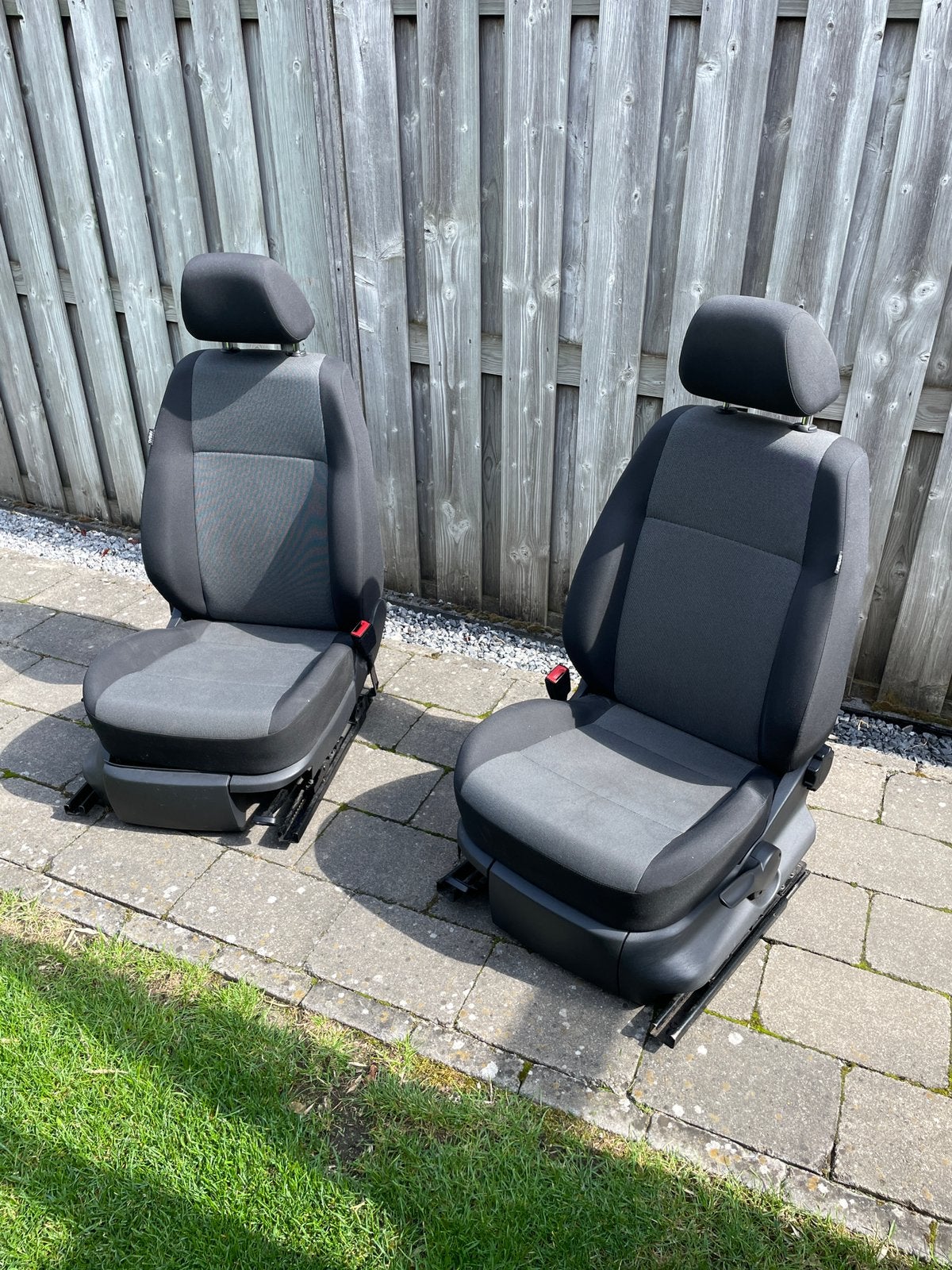 Stoelen Volkswagen Caddy 2020 beiden in hoogte verstelbaar, Auto-onderdelen, Interieur en Bekleding, Volkswagen, Gebruikt, Ophalen