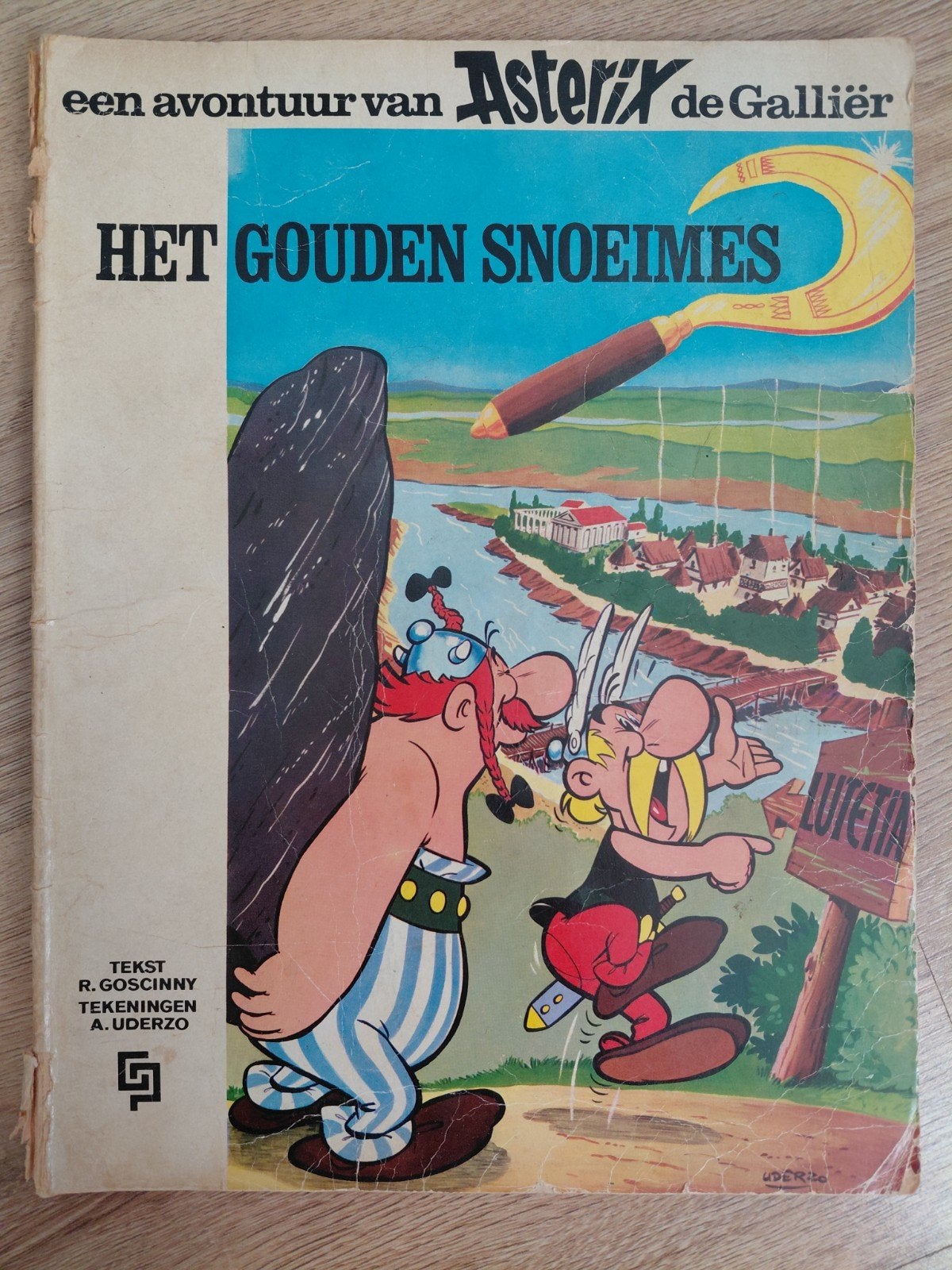Asterix de Galliër: Het Gouden Snoeimes (1e druk) stripboek, Eén stripboek, Ophalen of Verzenden, Gelezen