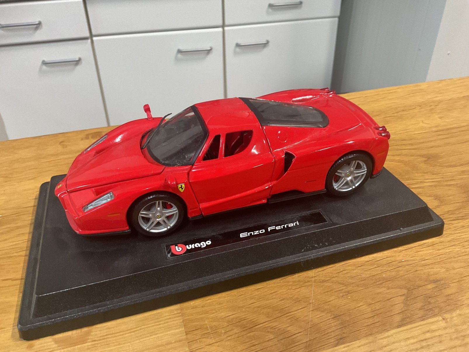 Enzo Ferrari, Ophalen of Verzenden, Zo goed als nieuw, Bburago