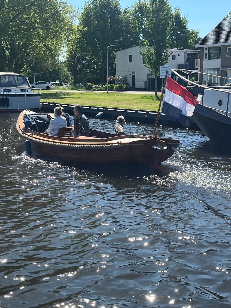 Helderse vlet sloep, Ophalen, Hout, Benzine, Binnenboordmotor