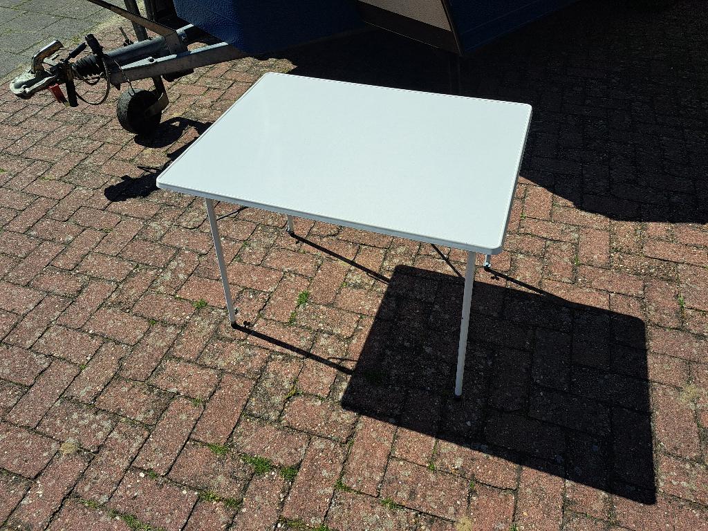 Campingtafeltje, Caravans en Kamperen, Kampeermeubelen, Ophalen, Gebruikt, Campingtafel