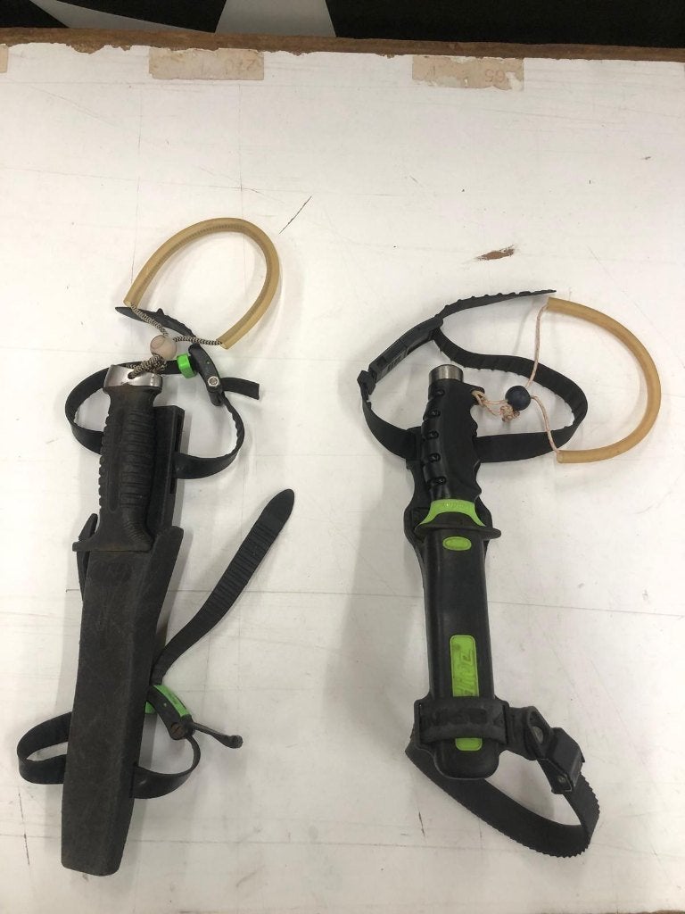 Duikmessen met schede en bevestiging, Watersport en Boten, Gebruikt, Overige typen, Onbekend, Ophalen of Verzenden