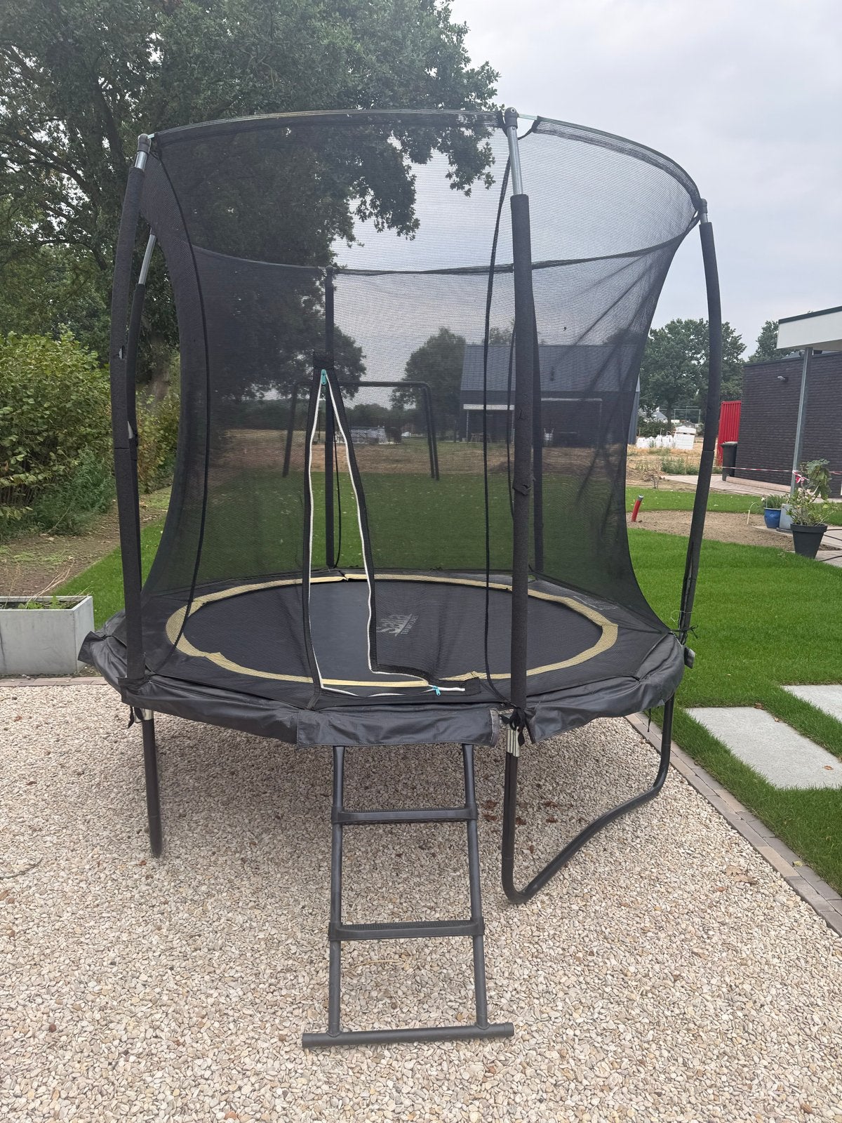 Salta trampoline rond 244 cm met veiligheidsnet en trapje, Ophalen, Gebruikt