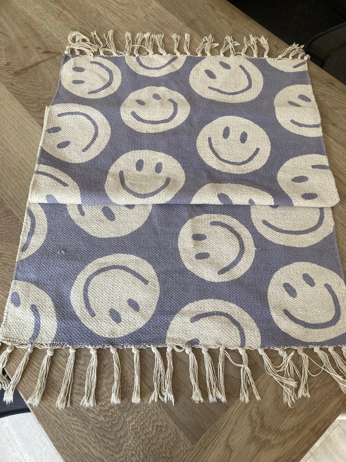 Vloerkleed smileys lila 60x100 cm met franjes, Gebruikt, Paars, Rechthoekig, 50 tot 100 cm