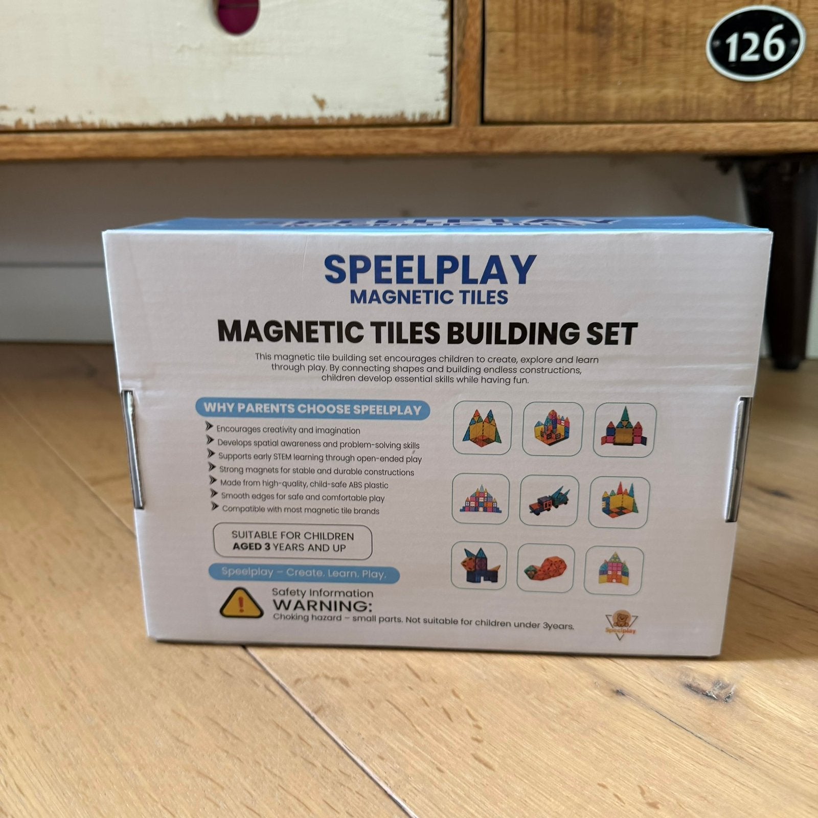 Foto 4 van Magnetic Tiles bouwset 120 stuks + 2 auto’s – Nieuw