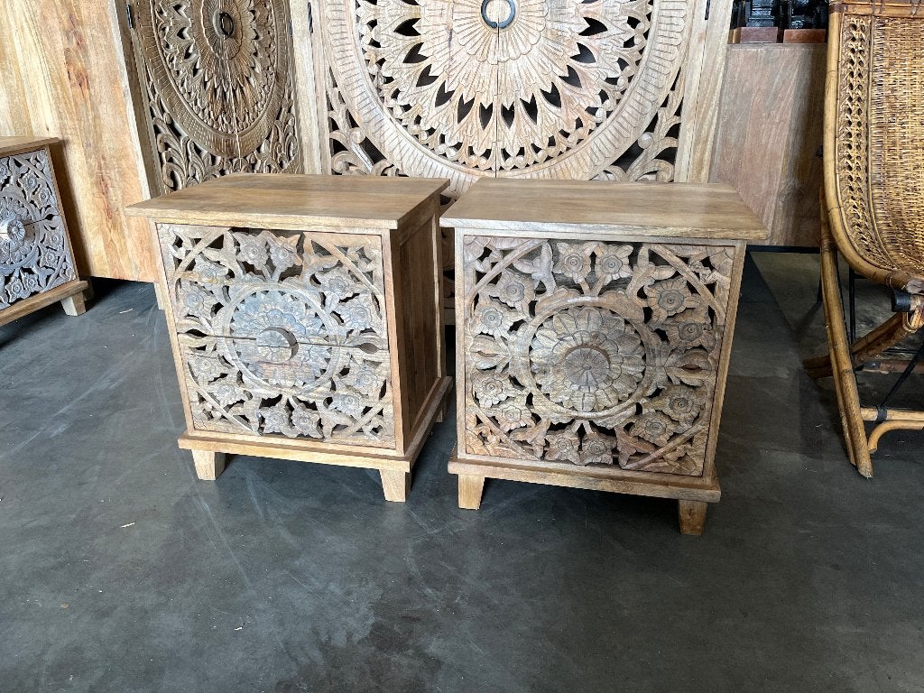 2 X Handgesneden Kastje/Nachtkastje uit India Ibiza/Boho, Ophalen, 1 of 2 laden, Ibiza/Boho/Botanisch, Nieuw