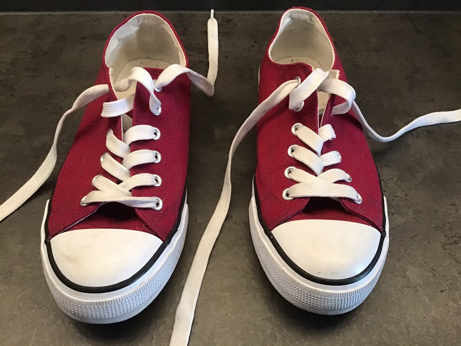 Sneakers bordo rood 39, Kleding | Dames, Schoenen, Ophalen of Verzenden, Rood, Sneakers of Gympen