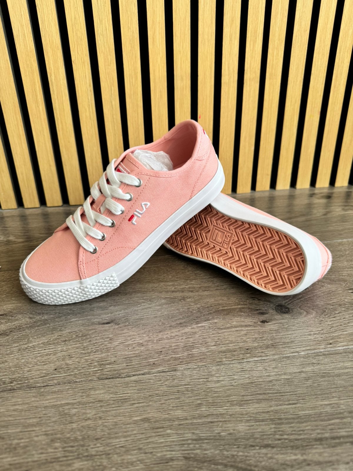 Fila Pointer Classic, Ophalen of Verzenden, Zo goed als nieuw, Wit, Sneakers of Gympen