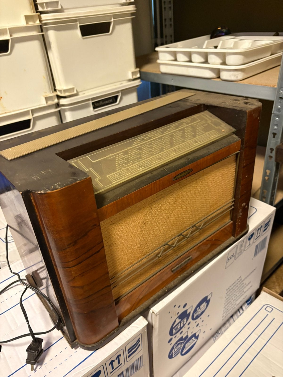 Erres Radio, Ophalen