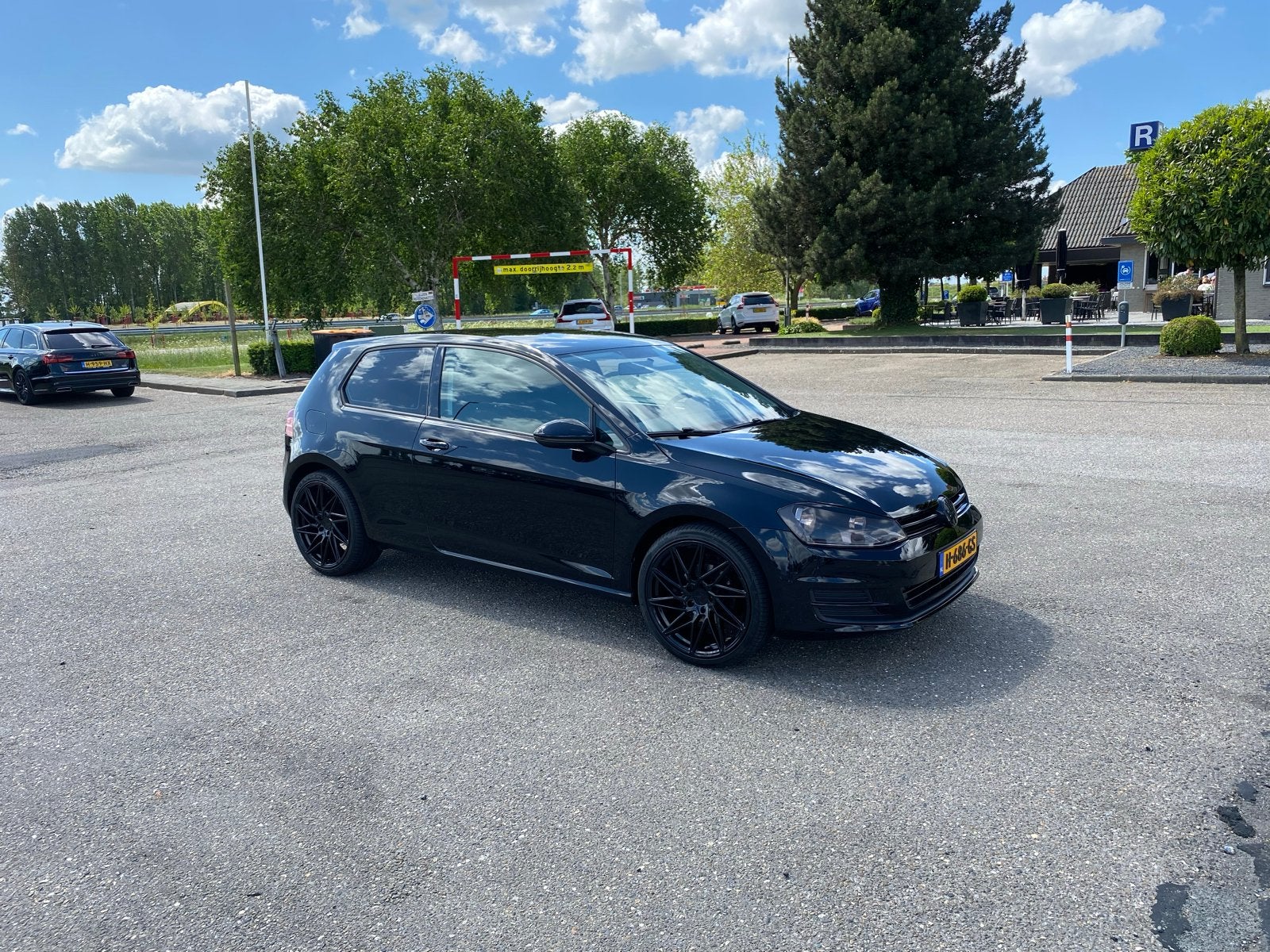 Volkswagen Golf 1.2 TSI 63KW 3D 2015 Zwart, Voorwielaandrijving, 4 cilinders, Handgeschakeld, 1100 kg