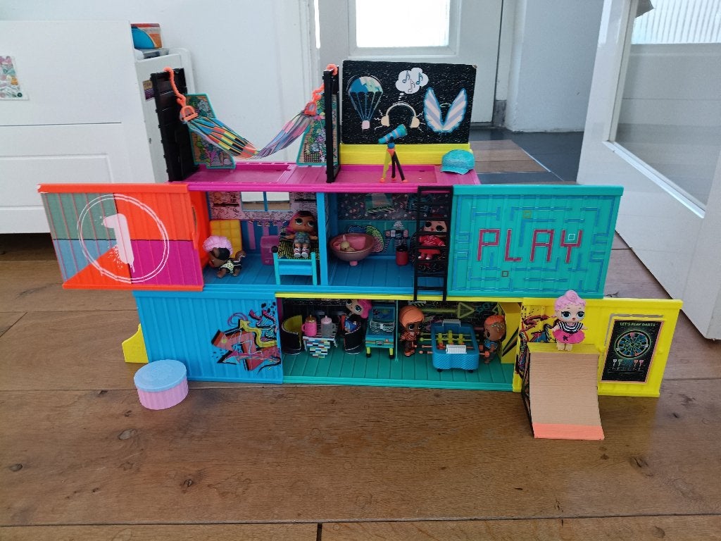 L.o.l. surprise clubhuis, Verzenden, Zo goed als nieuw, Poppenhuis
