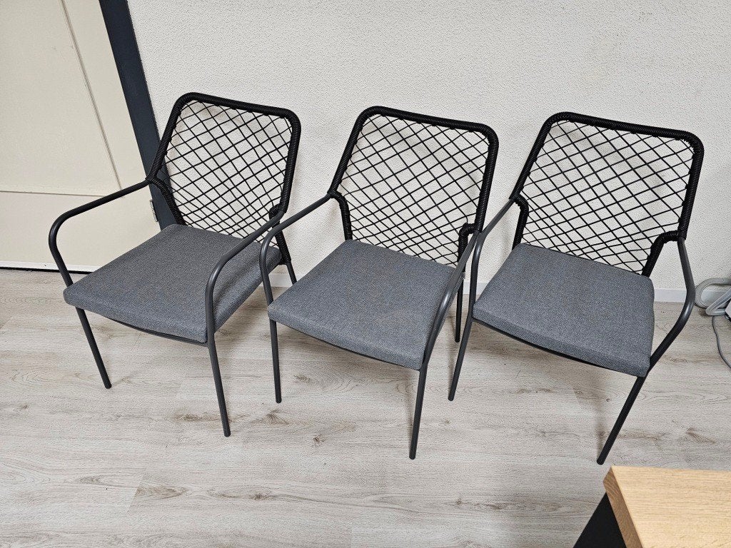 3 tuinstoelen voor €30,-, Ophalen, Kunststof, Gebruikt, Nvt