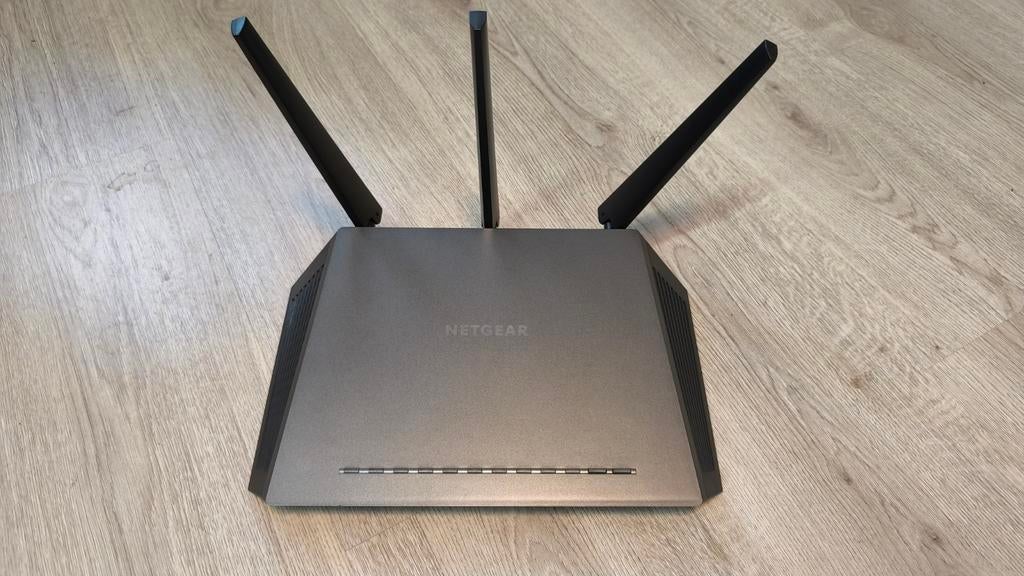 Netgear Nighthawk R7000 router, Computers en Software, Routers en Modems, Ophalen of Verzenden