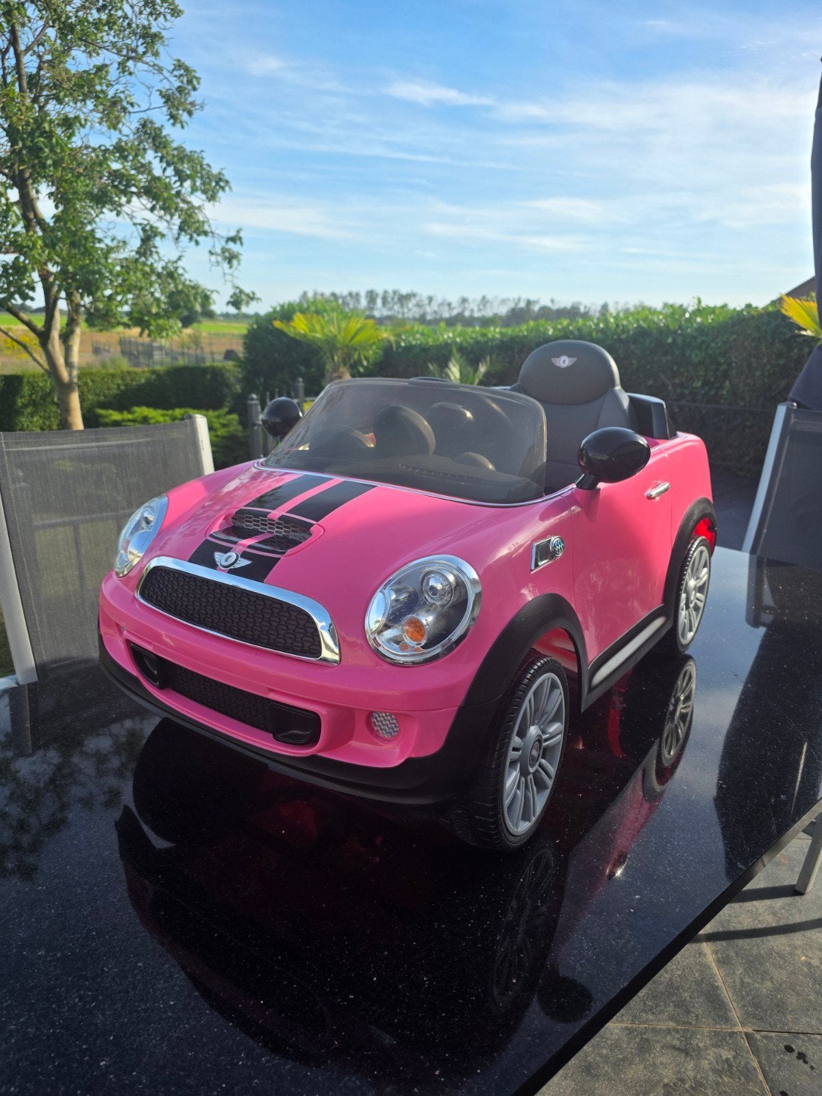 Roze Mini Cooper elektrische kinderauto, Ophalen of Verzenden, Zo goed als nieuw, Afstandsbediening
