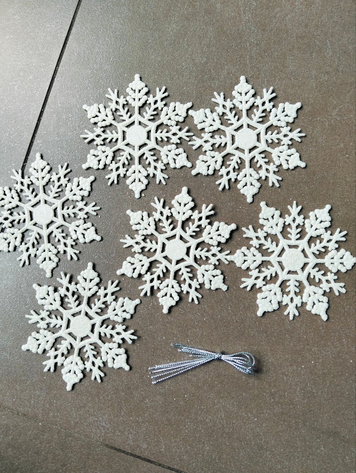 kerstversiering 5 decoratieve sneeuwvlokken, Diversen, Ophalen of Verzenden, Nieuw