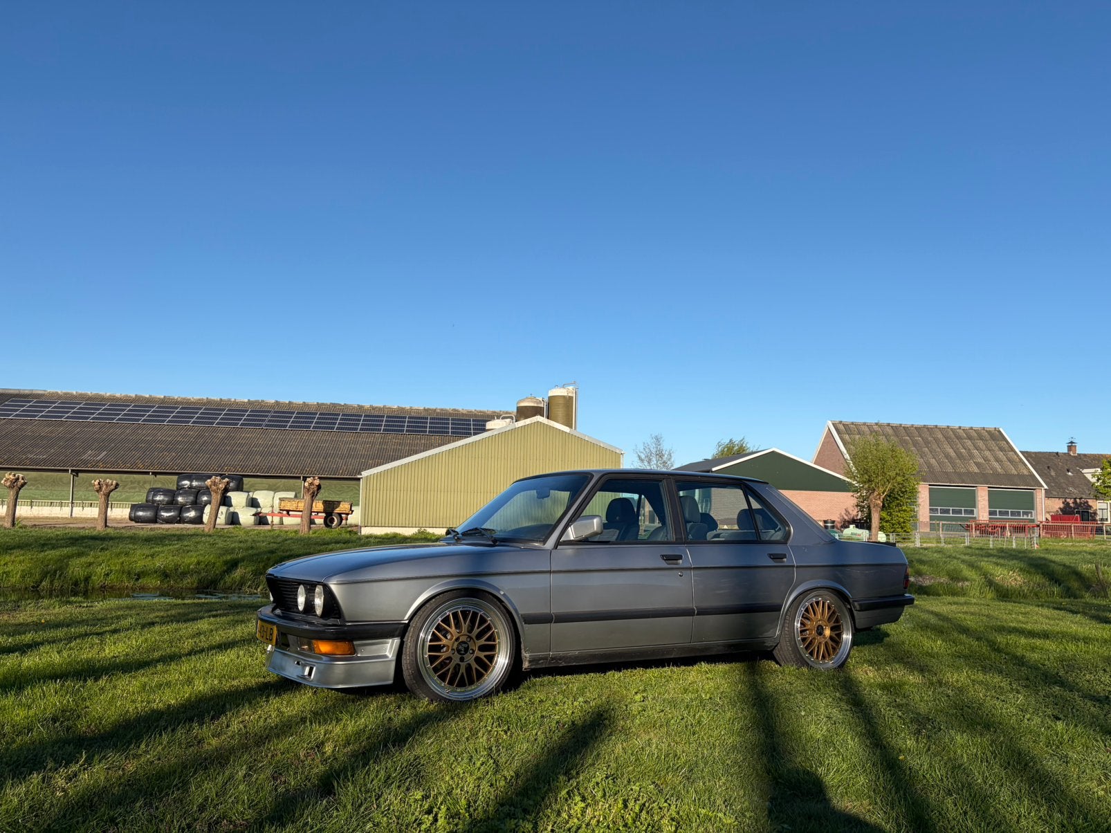 Bmw e28 6-cilinder shadowline 5-serie, foto 8