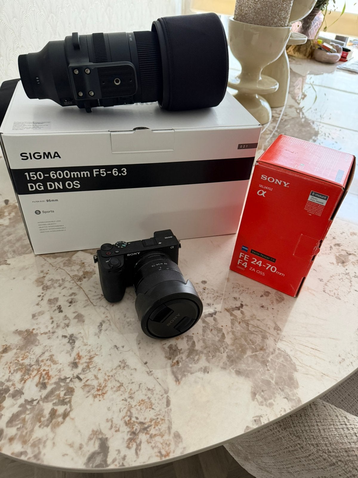 SONY camera met sigma en Sony Lens paar maanden oud, Audio, Tv en Foto, Ophalen of Verzenden, Zo goed als nieuw, Telelens