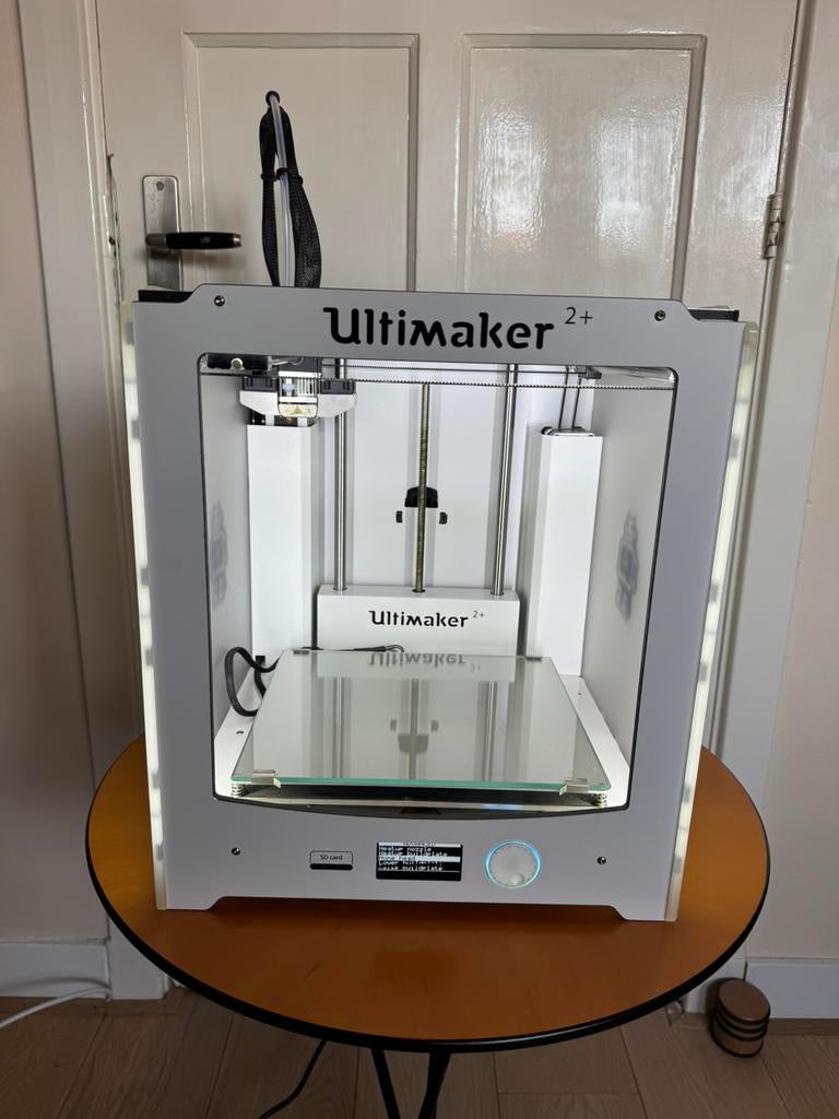 Ultimaker 2+ 3D printer +nozzle set en fillament starter kit, Computers en Software, 3D Printers, Refurbished, Filament, Ophalen