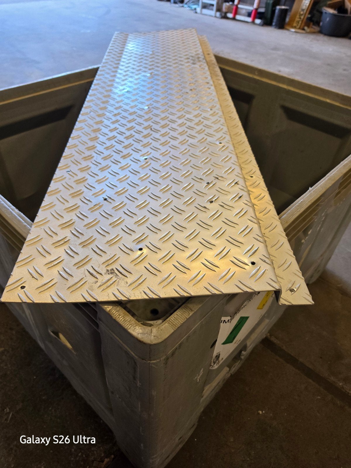 Aluminium traanplaat 162x45cm (3mm) met gezette rand, Ophalen, Aluminium