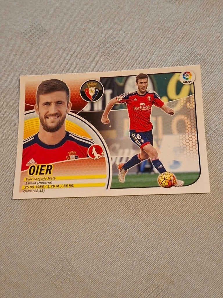 Panini / Sticker / Oier / Osasuna / 2016-2017, Ophalen of Verzenden, Nieuw, Buitenlandse clubs, Poster, Plaatje of Sticker