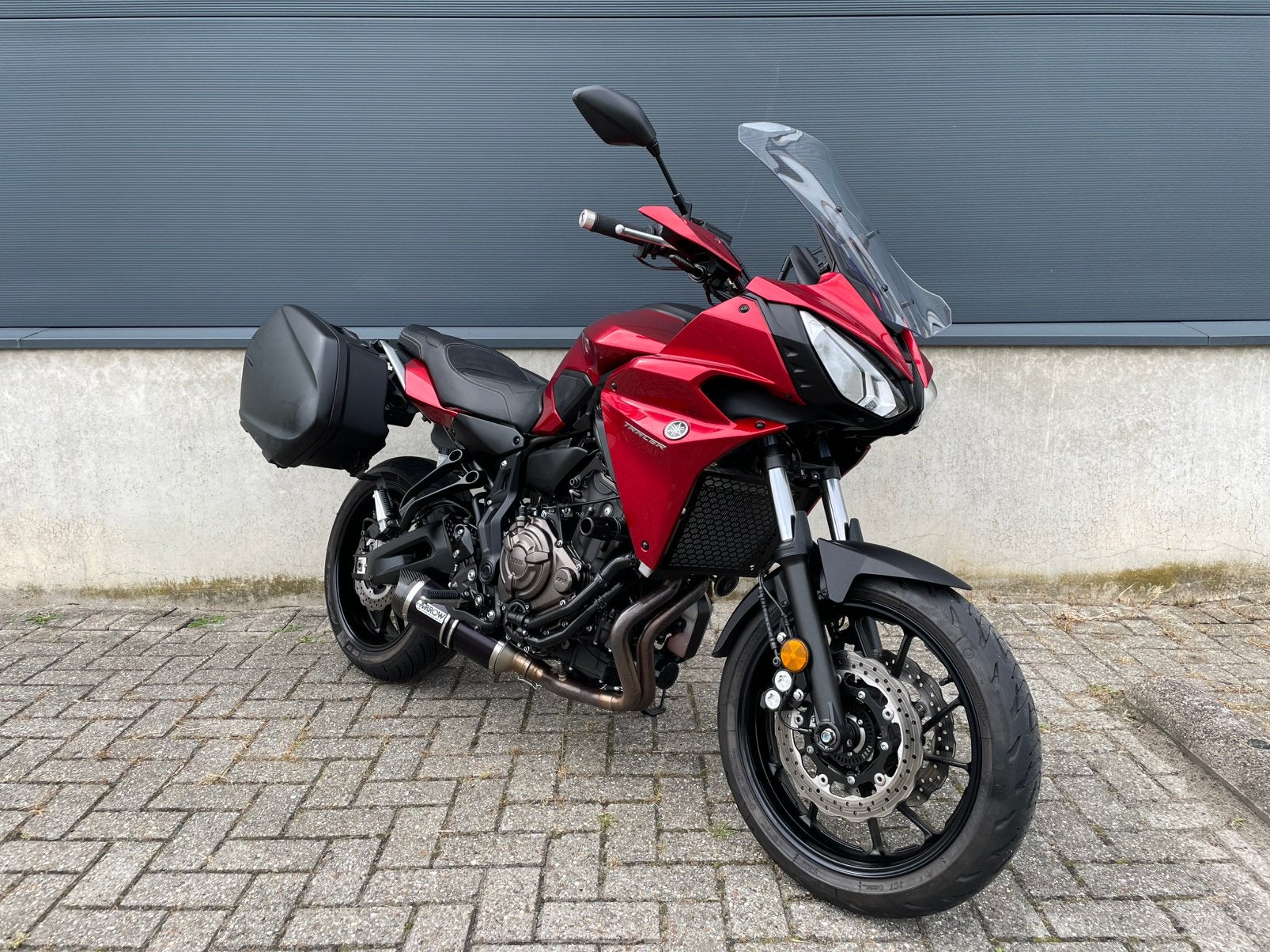 YAMAHA MT-07 Tracer | 2017 | 21050 km | Red metallic, Motoren, Motoren | Yamaha, 2 cilinders, Occasion, ., Motorrijbewijs A