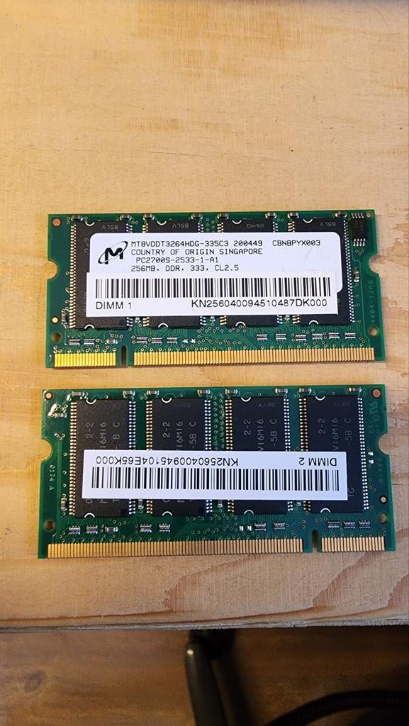 2x Micron DDR1 333 Mhz 256MB, Computers en Software, RAM geheugen, 1 GB of minder, Ophalen of Verzenden, Laptop, DDR