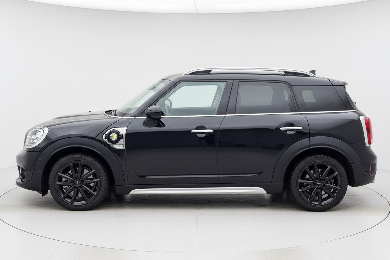 MINI Countryman 1.5 Cooper S E ALL4 18" John Cooper Works/Pa, Auto's, Gebruikt, Leder en Stof, Zwart, Plug-in hybride