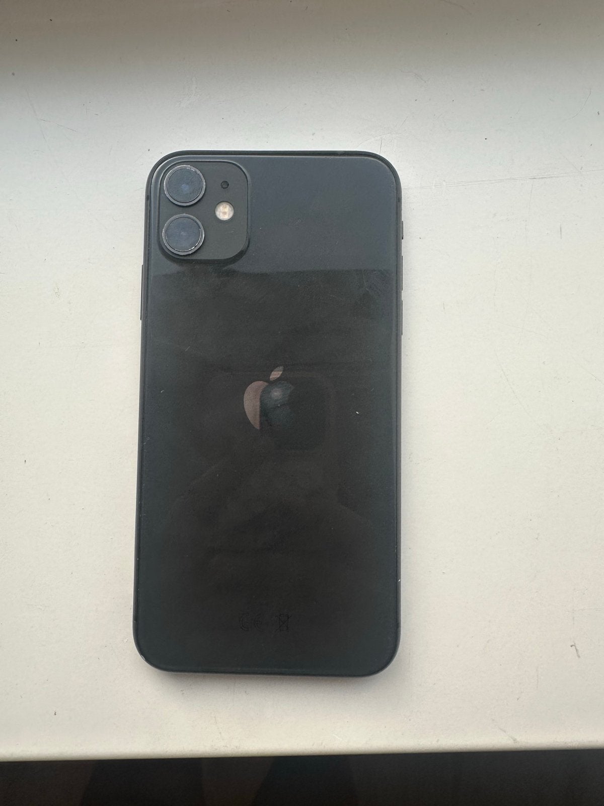 iPhone 11 (64GB, Zwart) te ruil voor iPhone 14 Pro/15 Pro, Gebruikt, Zwart, 64 GB, IPhone 11