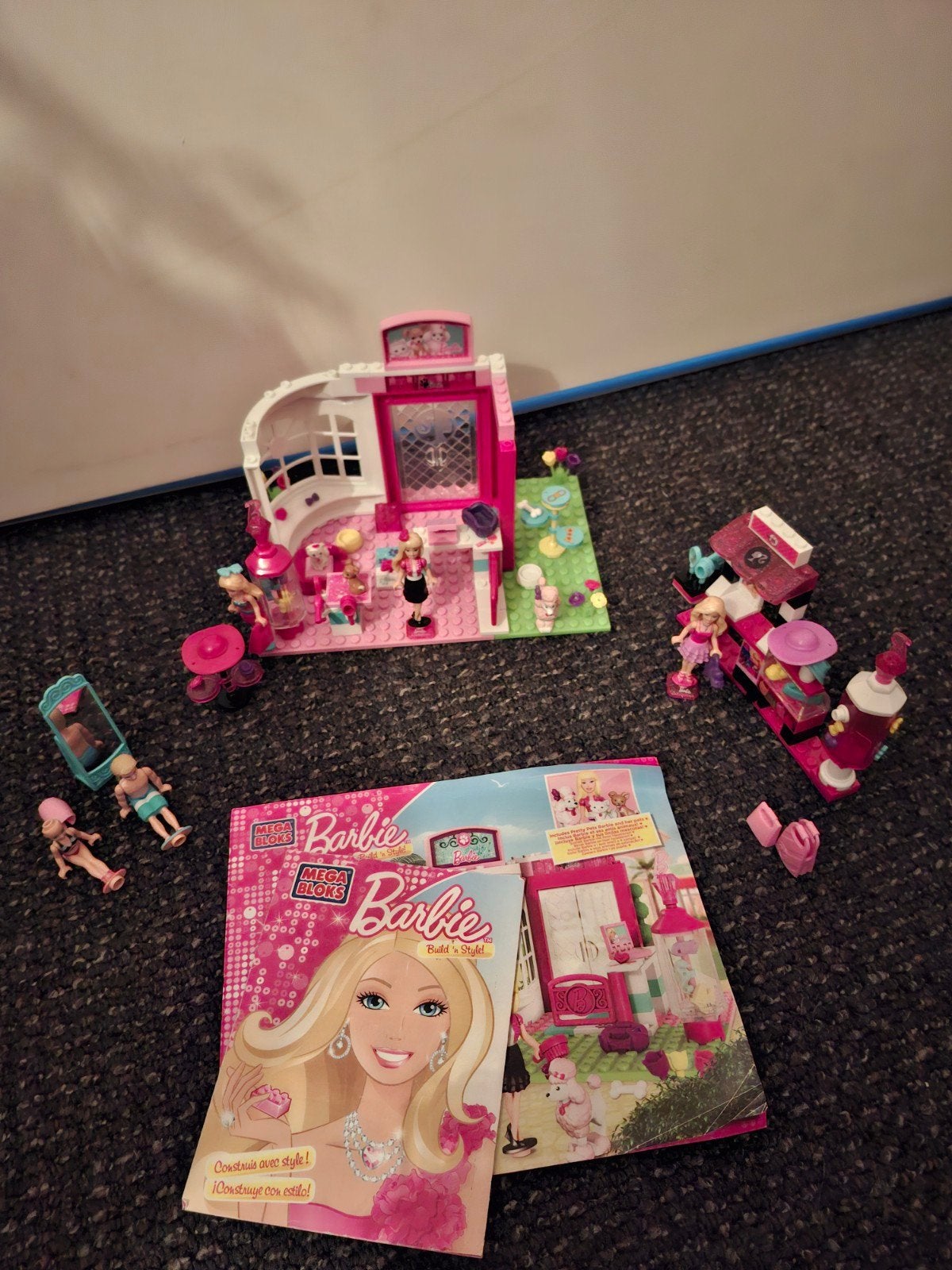 Mega Bloks Barbie Bouwset met Poppen en Accessoires, Kinderen en Baby's, Speelgoed | Bouwstenen, Ophalen of Verzenden, Gebruikt