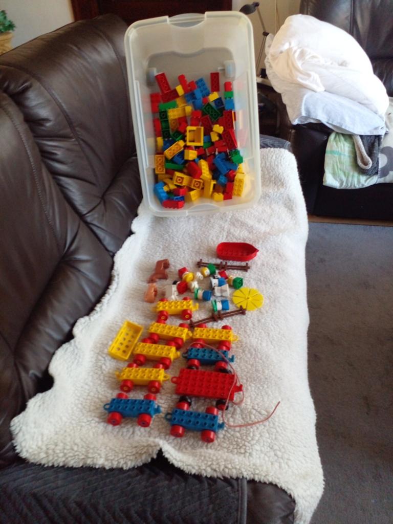 Partij LEGO Duplo blokken en onderdelen, Ophalen, Gebruikt, Overige thema's, Inclusief minifiguren