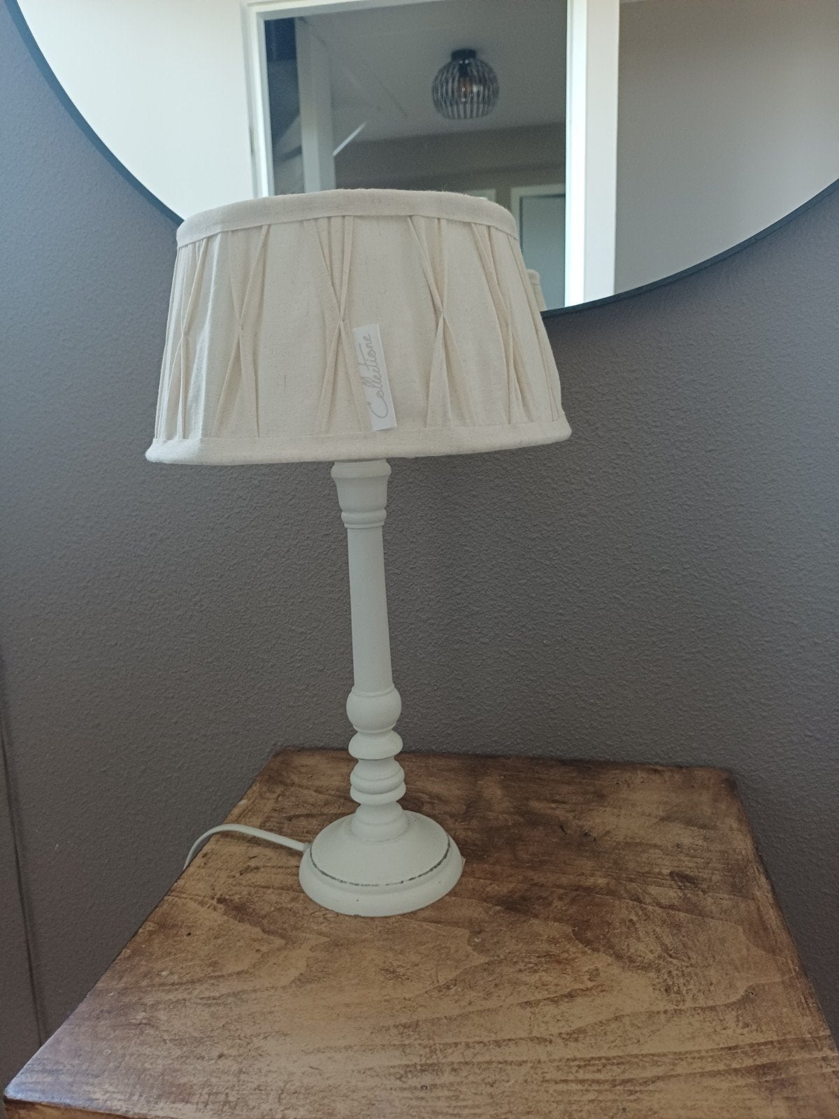 Tafel lampje cremekleurig, Ophalen