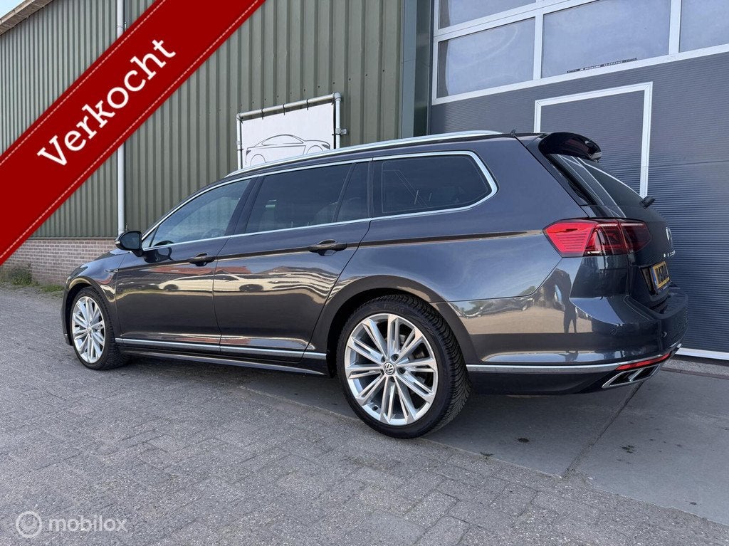 Volkswagen Passat Variant 2.0 TSI R-Line DSG|360 camera|LED|, Auto's, Euro 6, 1984 cc, 1470 kg, 84 €/maand