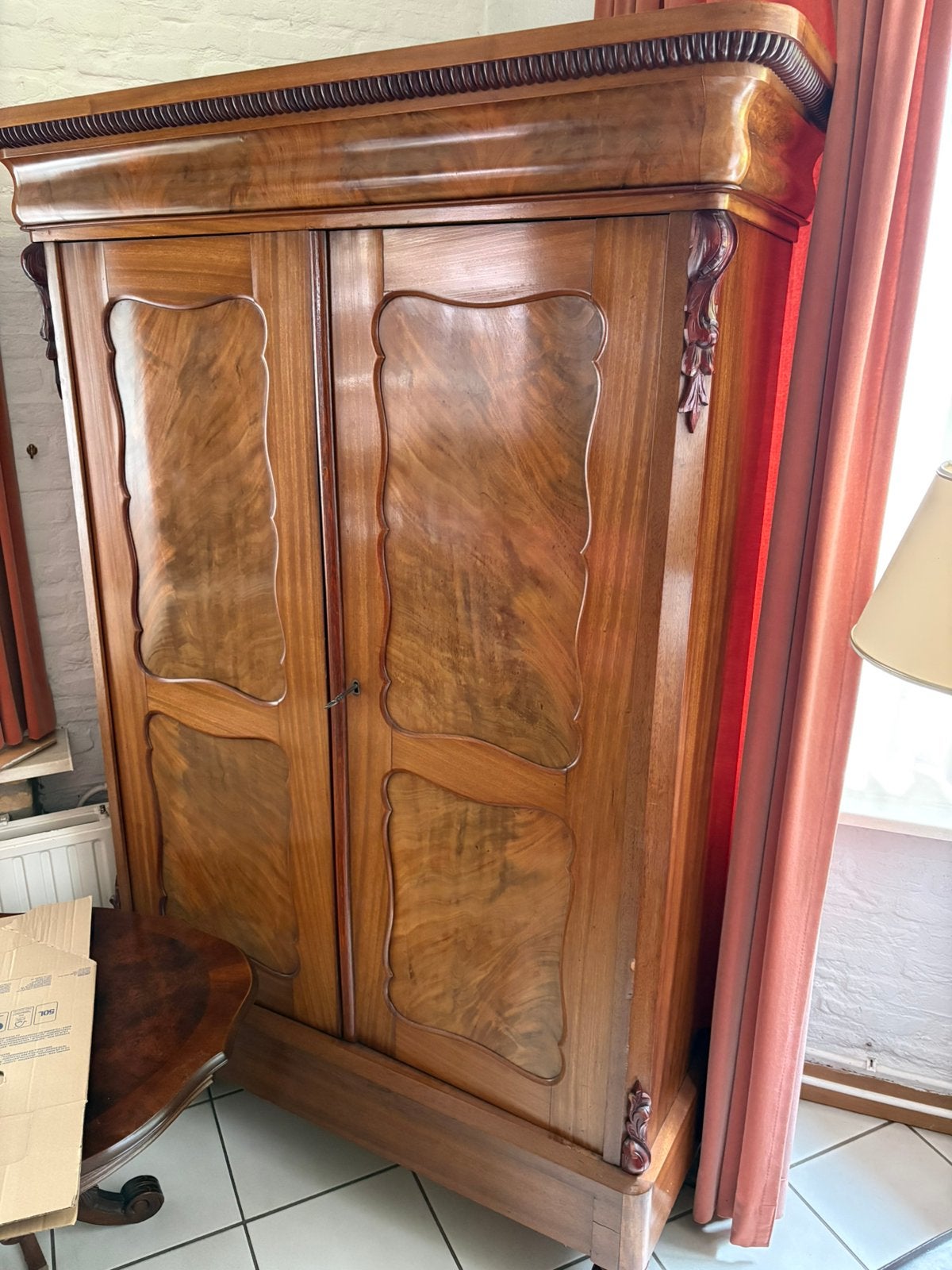 Antieke kast OPHALEN DEN HELDER, Antiek en Kunst, Antiek | Meubels | Kasten, Ophalen