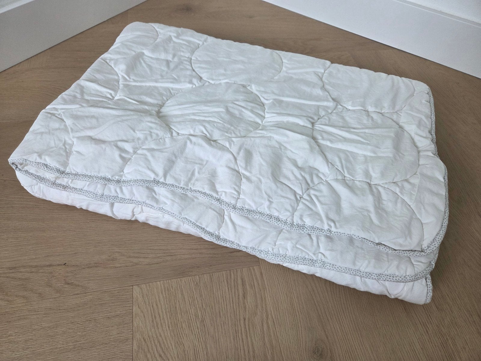 Nieuw lenast dekbed Ikea 110 x 125cm, Kinderen en Baby's, Ophalen of Verzenden, Zo goed als nieuw