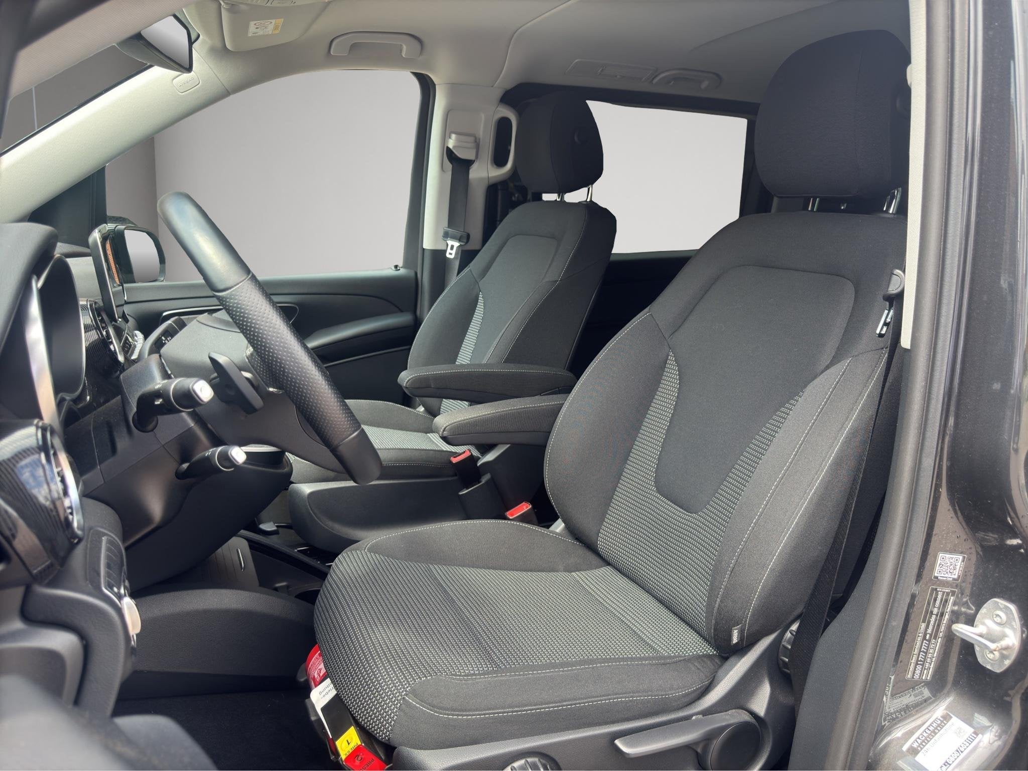 Mercedes-Benz EQV 300 L2 Business Solution | 6-Persoons | Ce, Auto's, Gebruikt, Zwart, 2535 kg, 90 kWh