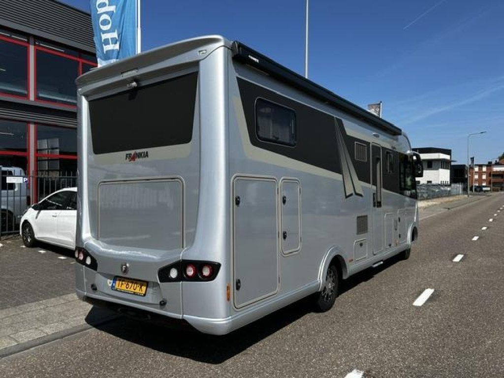 Frankia Platin I 7900 GD Autom TV 2xAirco Levelsys. 4xpaneel, Chemisch toilet, Rookmelder, Vloeistofverwarming, Bedrijf