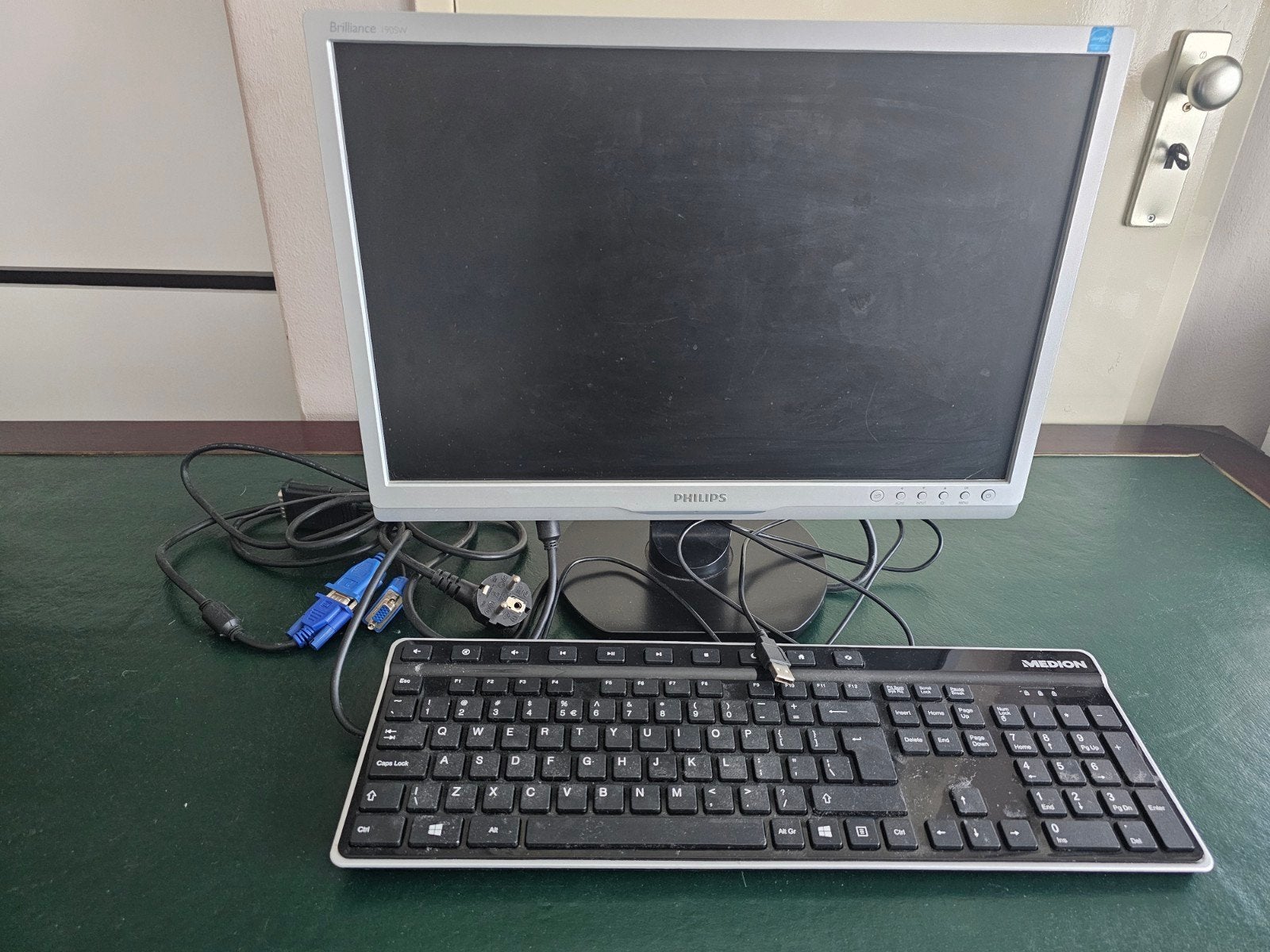 Philips Brilliant Monitor 19 inch, Computers en Software, Monitoren, Gebruikt, 60 Hz of minder, VGA, Overige typen, Ophalen of Verzenden