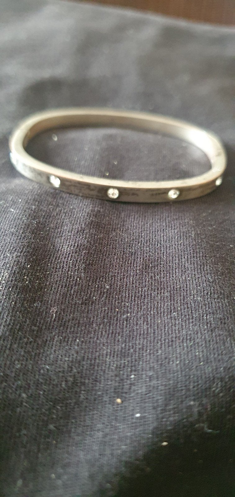 Kwalitatieve slavenarmband met strass steentjes, Met kristal, Overige materialen, Gebruikt, Ophalen of Verzenden