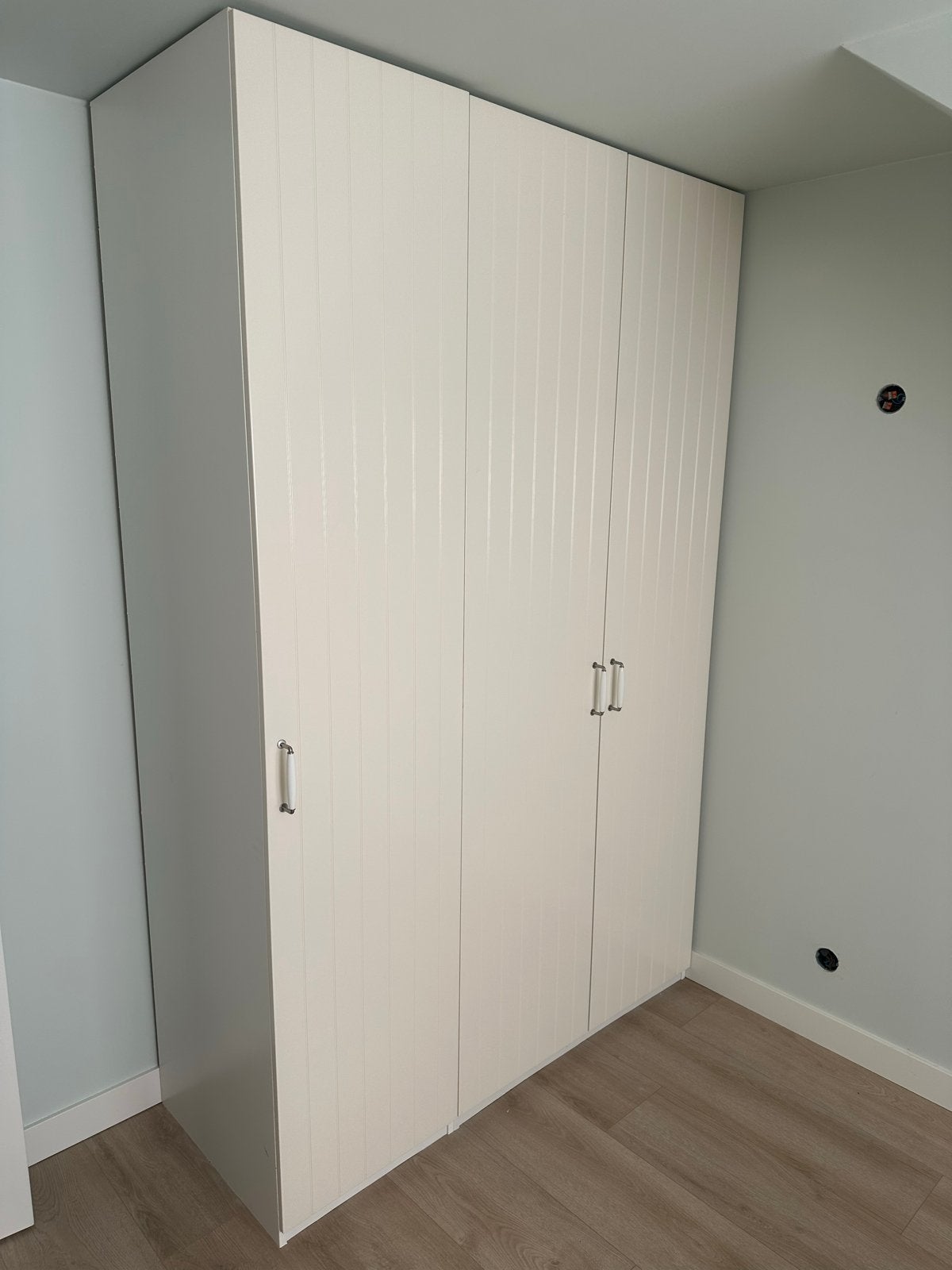 IKEA RISDAL kastdeur (zonder scharnier), Ophalen, Minder dan 50 cm, Gebruikt, 200 cm of meer