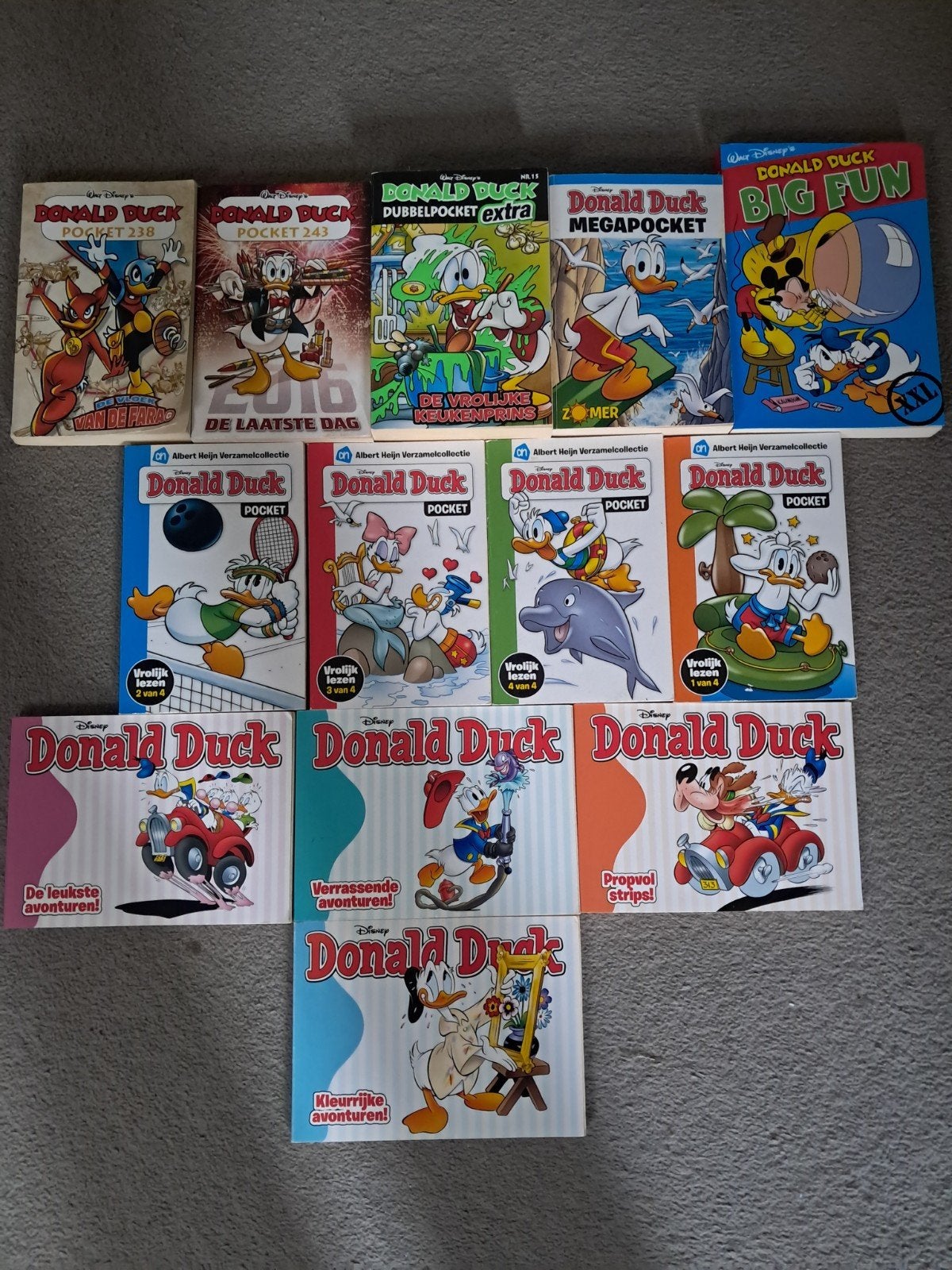 Meerdere Donald Duck pockets en boekjes, Meerdere comics, Ophalen of Verzenden, Zo goed als nieuw, Europa