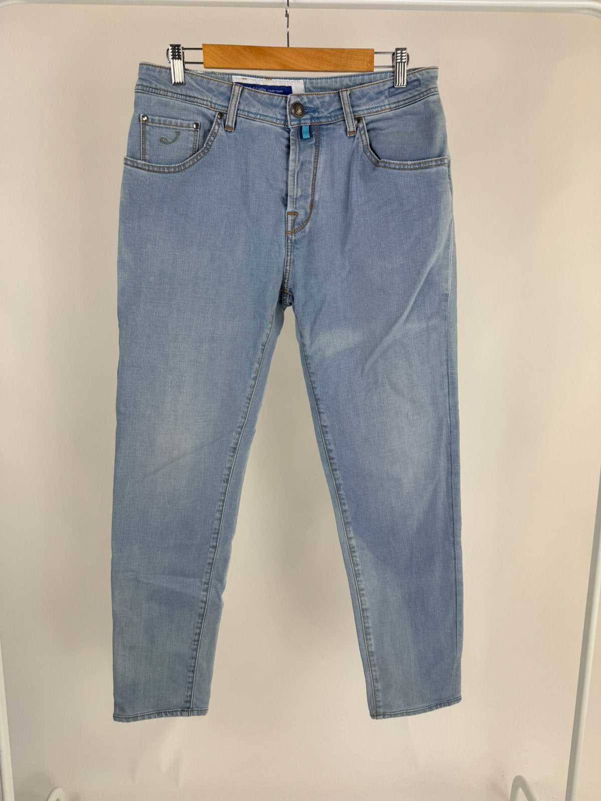 Jacob Cohën heren jeans lichtblauw – maat 34 – Made in Italy, Kleding | Heren, Ophalen of Verzenden, Zo goed als nieuw, Blauw