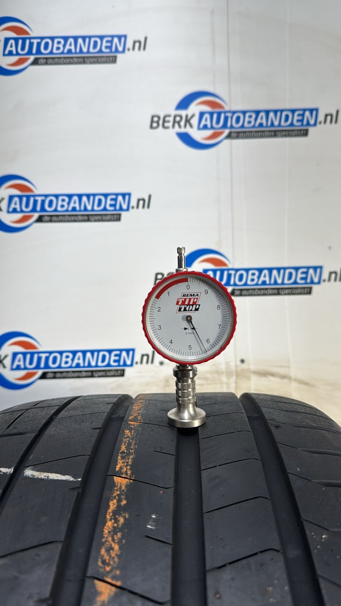 2x Pirelli P-Zero (F01) 295/35 R20 105Y XL 295/35/20 2953520, Auto-onderdelen, Banden en Velgen, Gebruikt, 295 mm, -, -