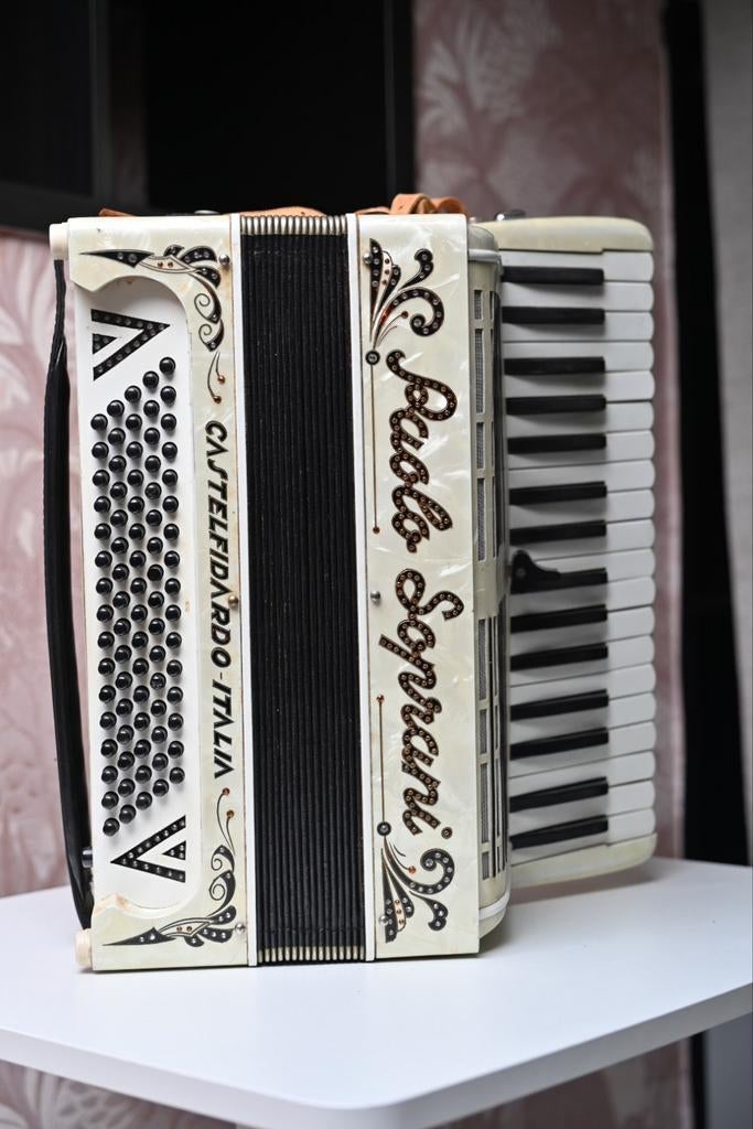 Paolo Soprani accordeon, gebruikt, Muziek en Instrumenten, Accordeons, Ophalen of Verzenden, Gebruikt, 80-bas, Overige merken