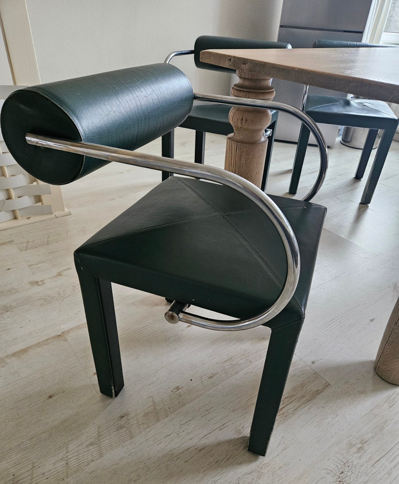 6 Italiaans design stoelen Jaren 70, Ophalen, Zo goed als nieuw